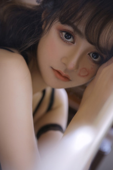 闪耀优俊少女